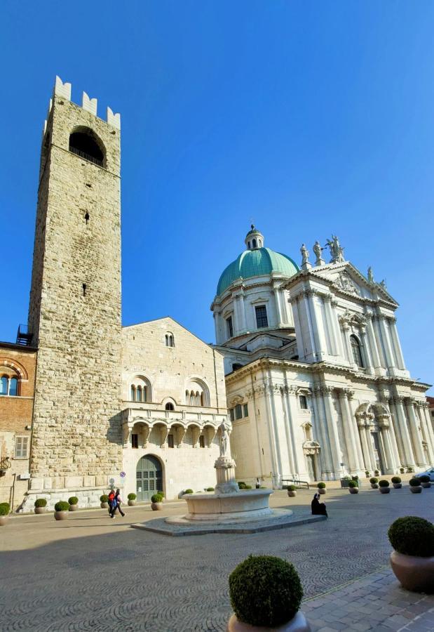 Blue Lodge Brescia Exterior foto